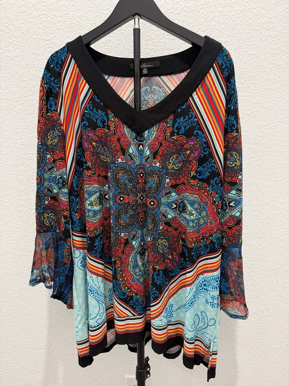 Caleesa Paisley Print V-Neck Tunic Top 2X
